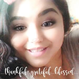 Meet your Posher, Elizabeth